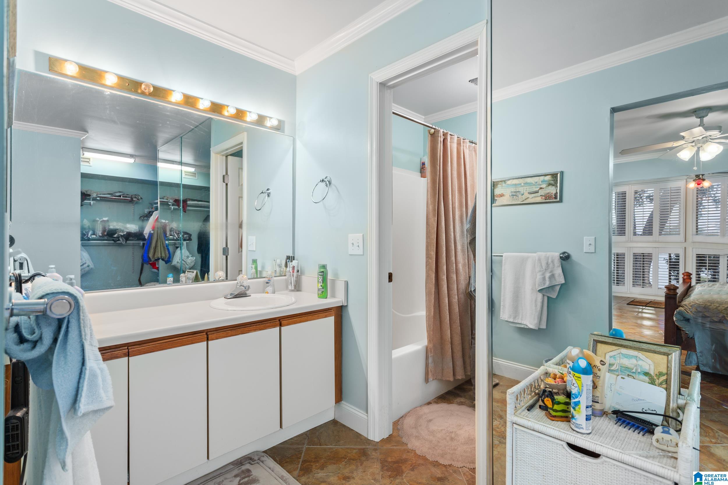101 Paradise Isle, Unit 101 Riverside, AL 35135 - Photo 23 of 55