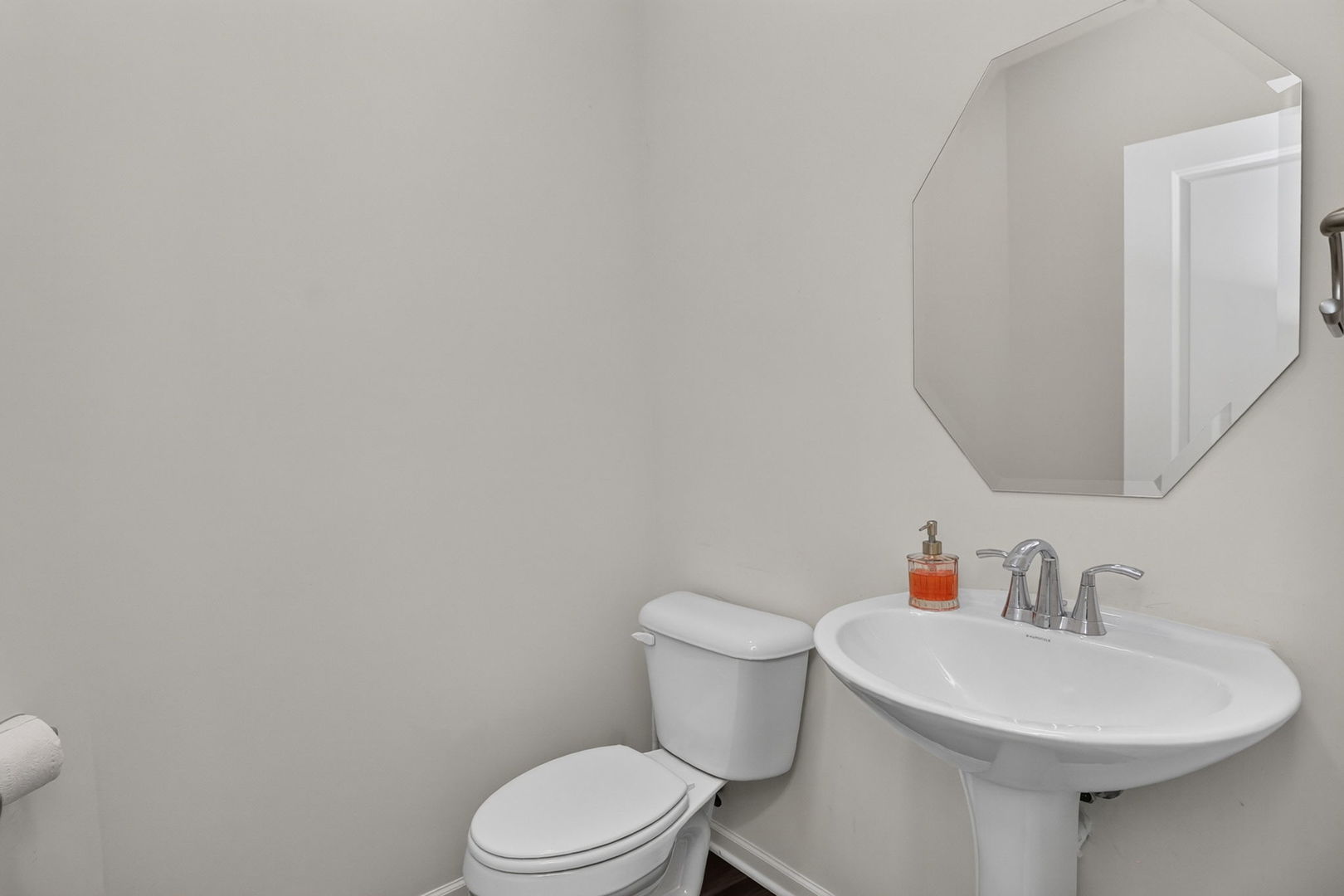 16156 Lake View Road Plainfield, IL 60586 - Photo 14 of 31 Gallery Image 14