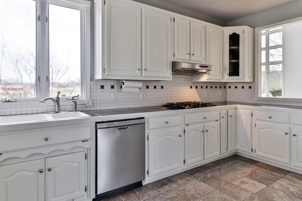 3404 Hunters Ridge Road Columbia, TN 38401 - Photo 12 of 23 Gallery Image 12