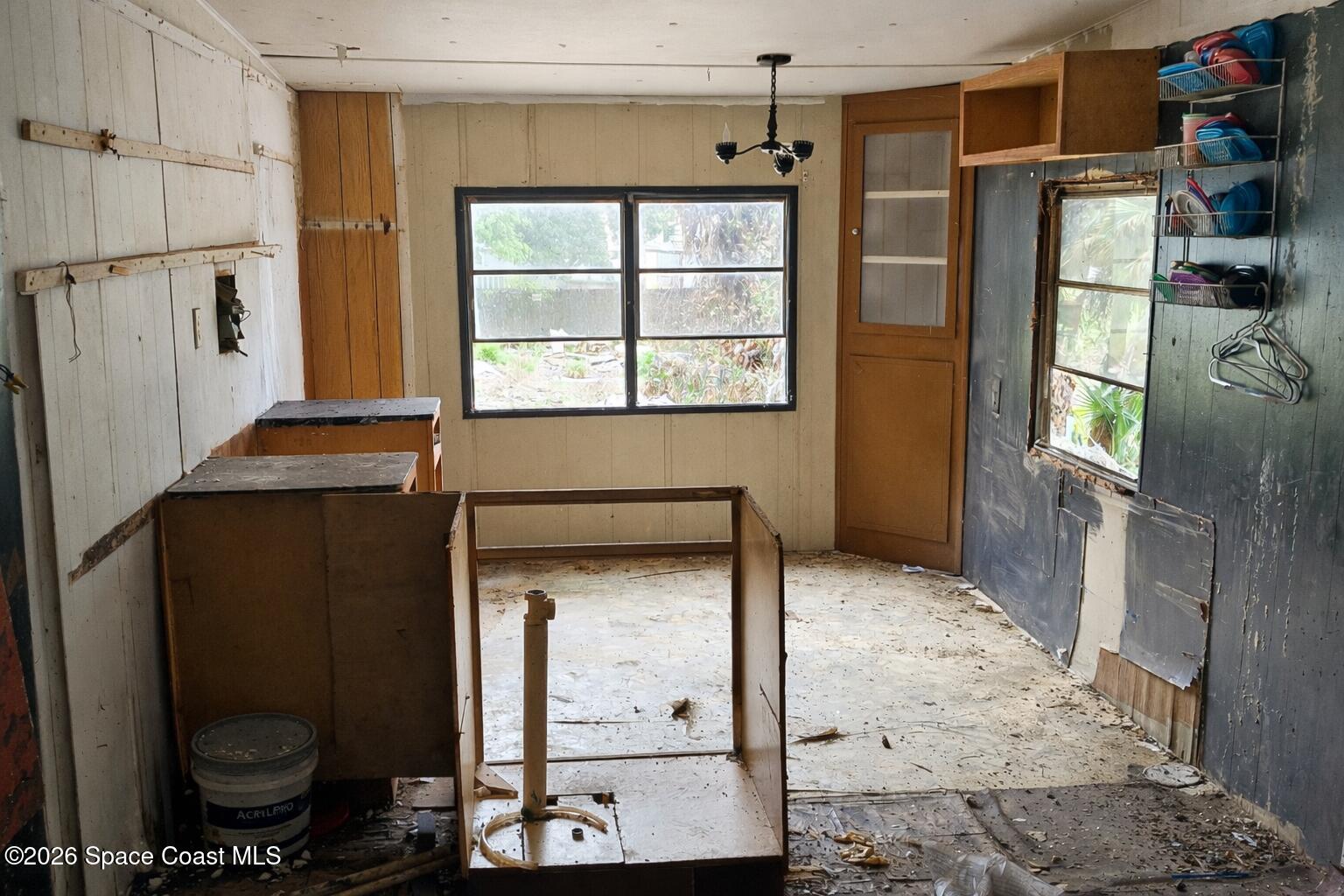 6969 Melaleuca Road Cocoa, FL 32927 - Photo 7 of 10 Kitchen