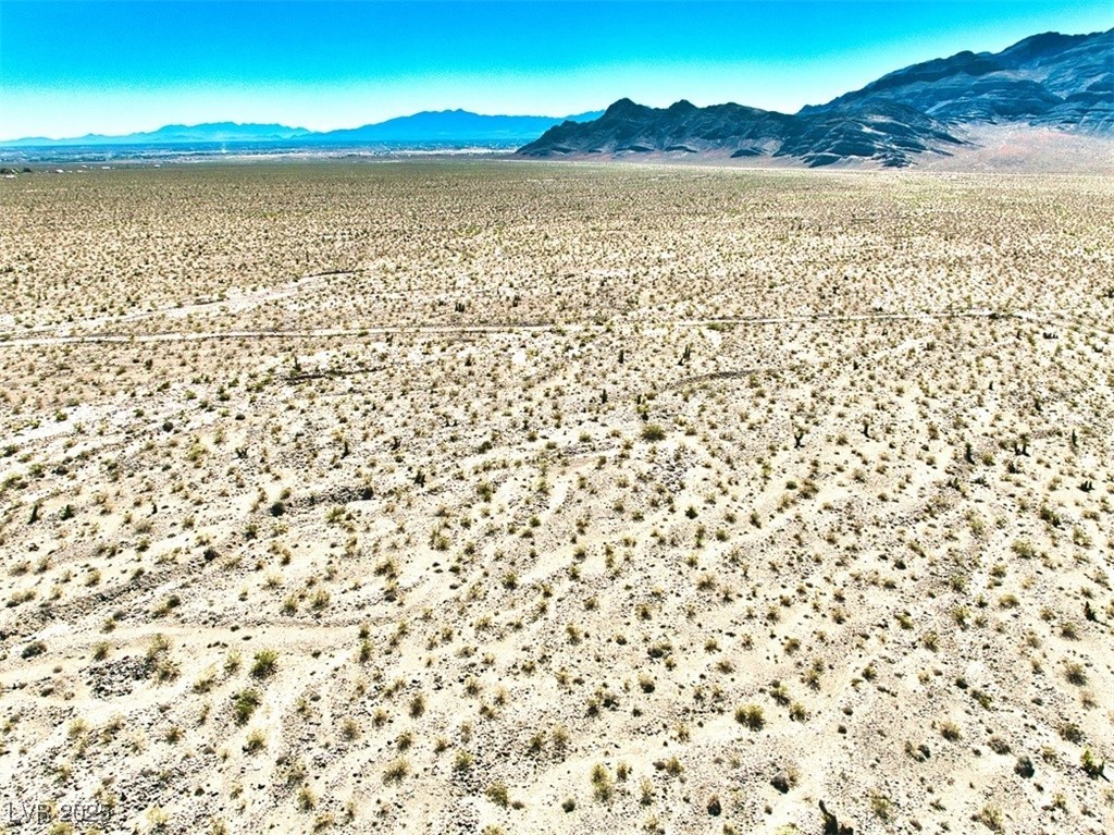 1400 West Sapphire Road Pahrump, NV 89060 - Photo 11 of 14