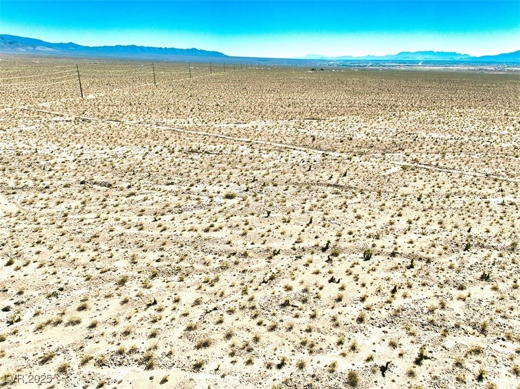 1400 West Sapphire Road Pahrump, NV 89060 - Photo 9 of 14