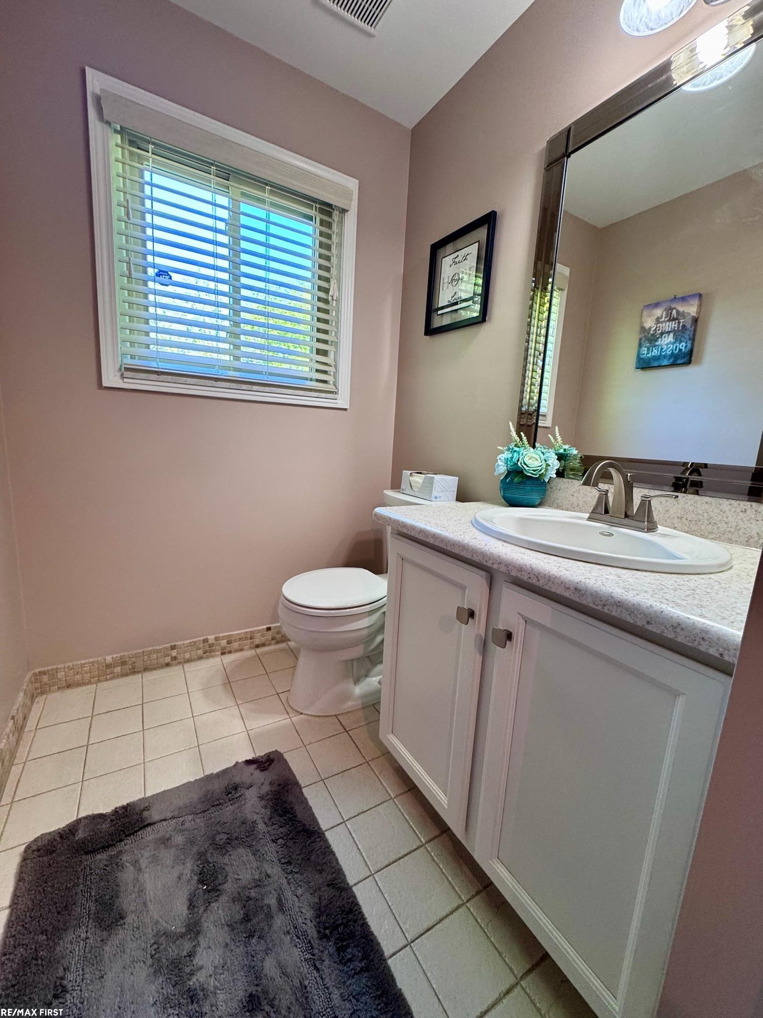 15330 Pebble Pointe Court Clinton Township, MI 48038 - Photo 19 of 33 50212419-10D5FE90-809D-4631-A729-165FA6437CA8.JPG
