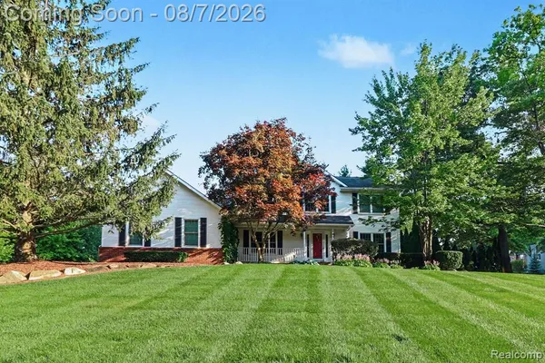 $539,900 | 10358 Greenbrier, Brighton, MI 48114