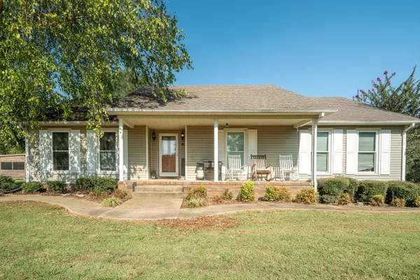 $480,000 | 34 Morris Road, Leoma, TN 38468