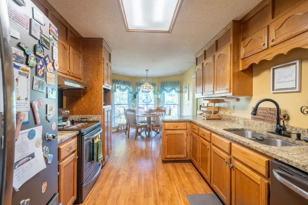 $480,000 | 34 Morris Road, Leoma, TN 38468