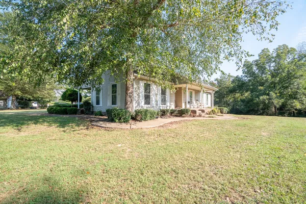 $480,000 | 34 Morris Road, Leoma, TN 38468