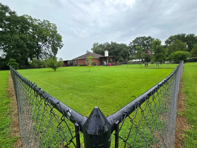 $279,000 | 110 Red Bud Street, Shepherd, TX 77371