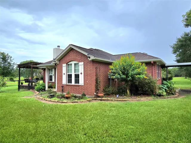 $279,000 | 110 Red Bud Street, Shepherd, TX 77371