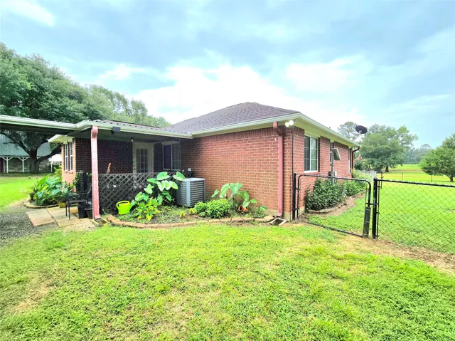 $279,000 | 110 Red Bud Street, Shepherd, TX 77371