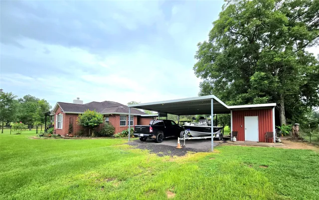 $279,000 | 110 Red Bud Street, Shepherd, TX 77371