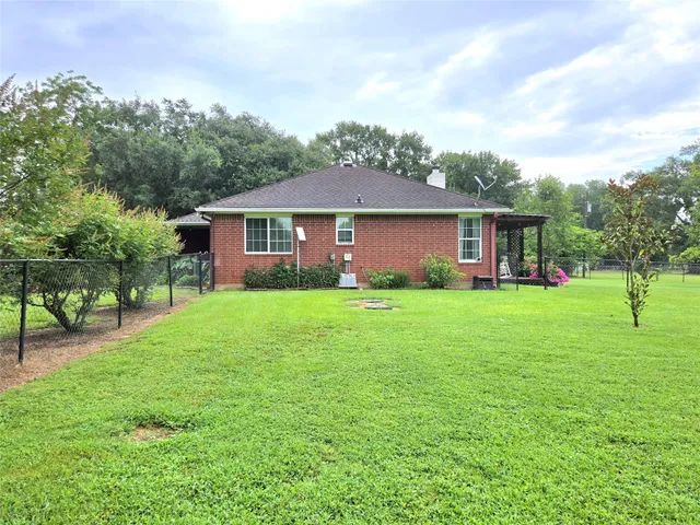 $279,000 | 110 Red Bud Street, Shepherd, TX 77371
