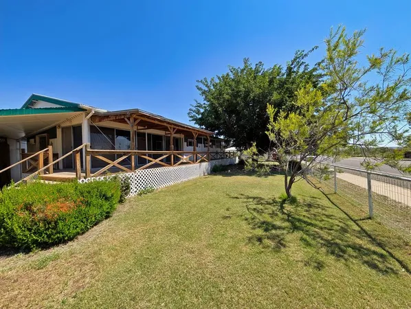 $170,000 | 211 State Street, Fort Davis, TX 79734