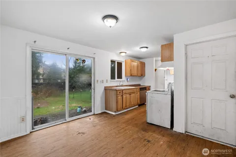 $499,900 | 10221-10223 146th Street East, Unit 10221, Puyallup, WA 98375