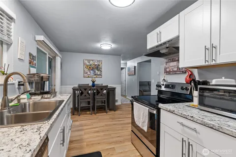 $499,900 | 10221-10223 146th Street East, Unit 10221, Puyallup, WA 98375