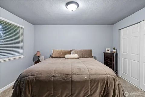 $499,900 | 10221-10223 146th Street East, Unit 10221, Puyallup, WA 98375