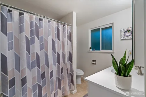 $499,900 | 10221-10223 146th Street East, Unit 10221, Puyallup, WA 98375