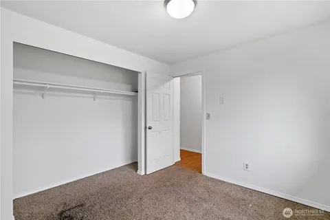 $499,900 | 10221-10223 146th Street East, Unit 10221, Puyallup, WA 98375