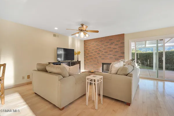 $1,495,000 | 29930 Eastvale Court, Agoura Hills, CA 91301