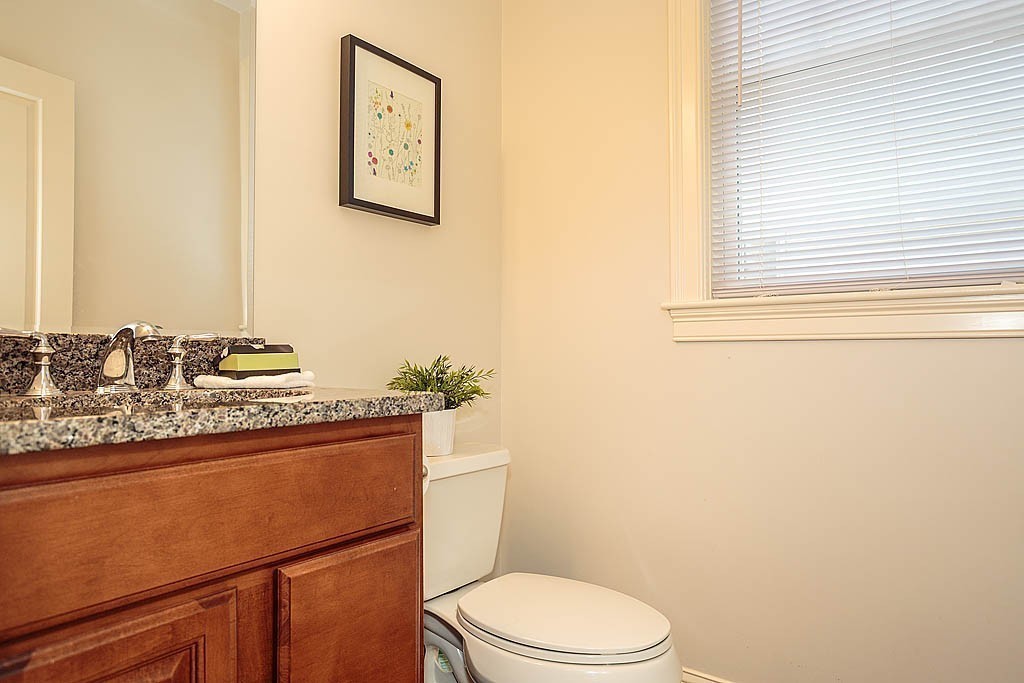 69 Davis Road, Unit 69 Belmont, MA 02478 - Photo 6 of 20 Gallery Image 6
