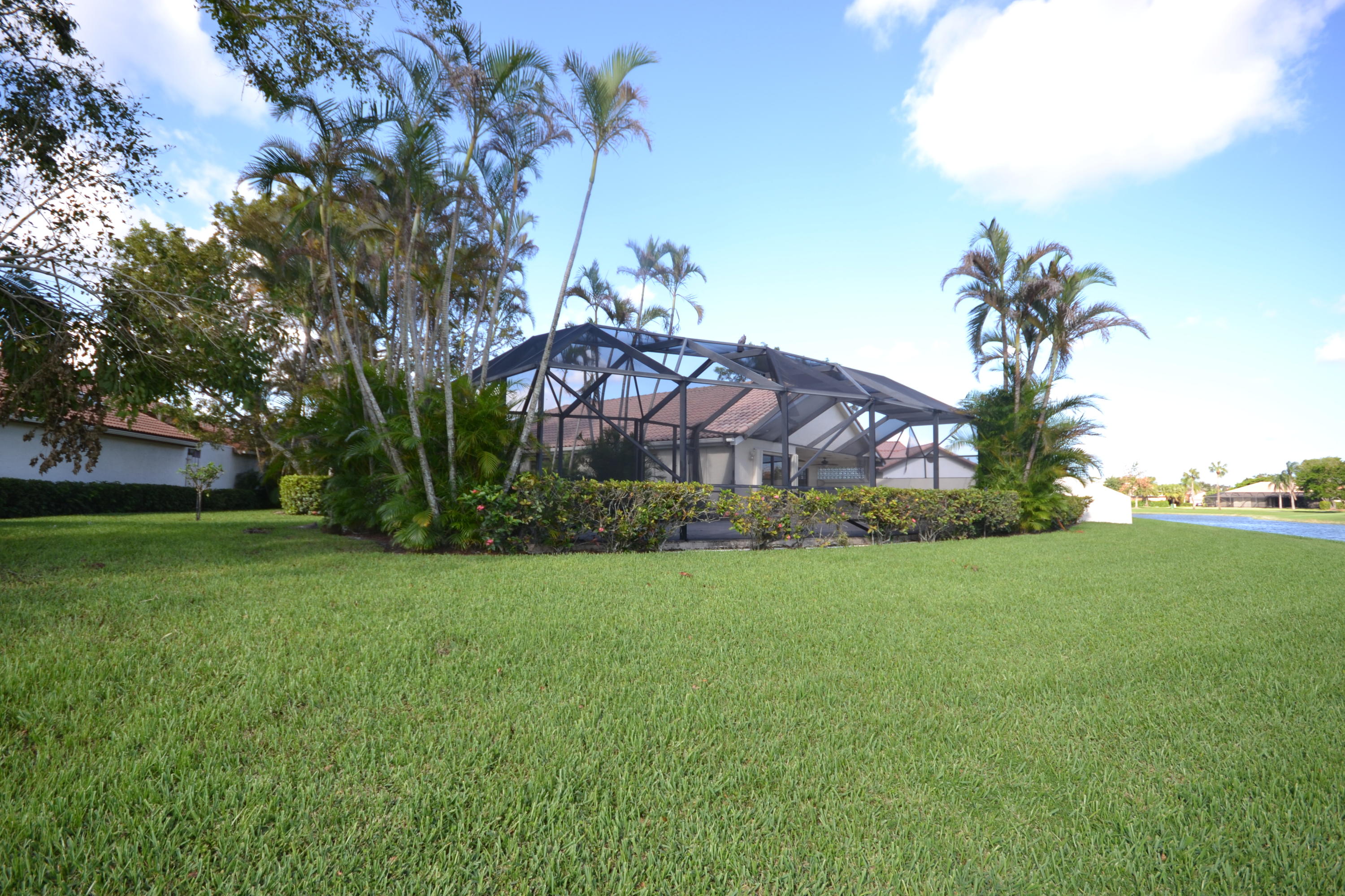 10176 Sunset Bend Drive Boca Raton, FL 33428 - Photo 4 of 41 Oversized Pie Shaped Lot
