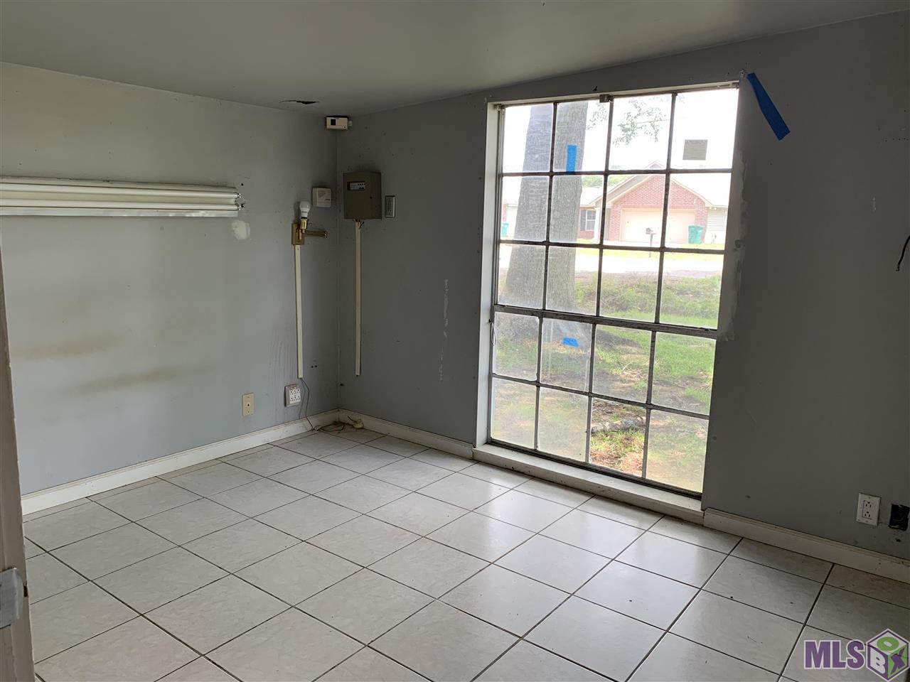 9468 Lockhart Road Denham Springs, LA 70726 - Photo 7 of 8 Gallery Image 7