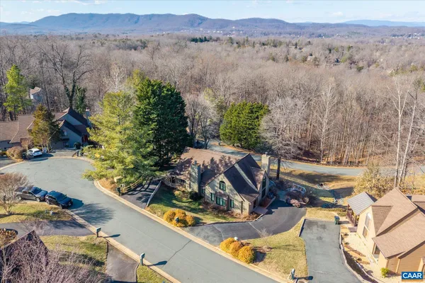 $364,900 | 1688 Royal Oak Court, Charlottesville, VA 22902