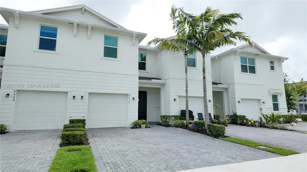$2,950 | 4612 Hollister Avenue, Unit 4612, Lake Worth, FL 33463