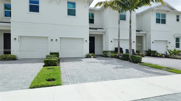 $2,950 | 4612 Hollister Avenue, Unit 4612, Lake Worth, FL 33463