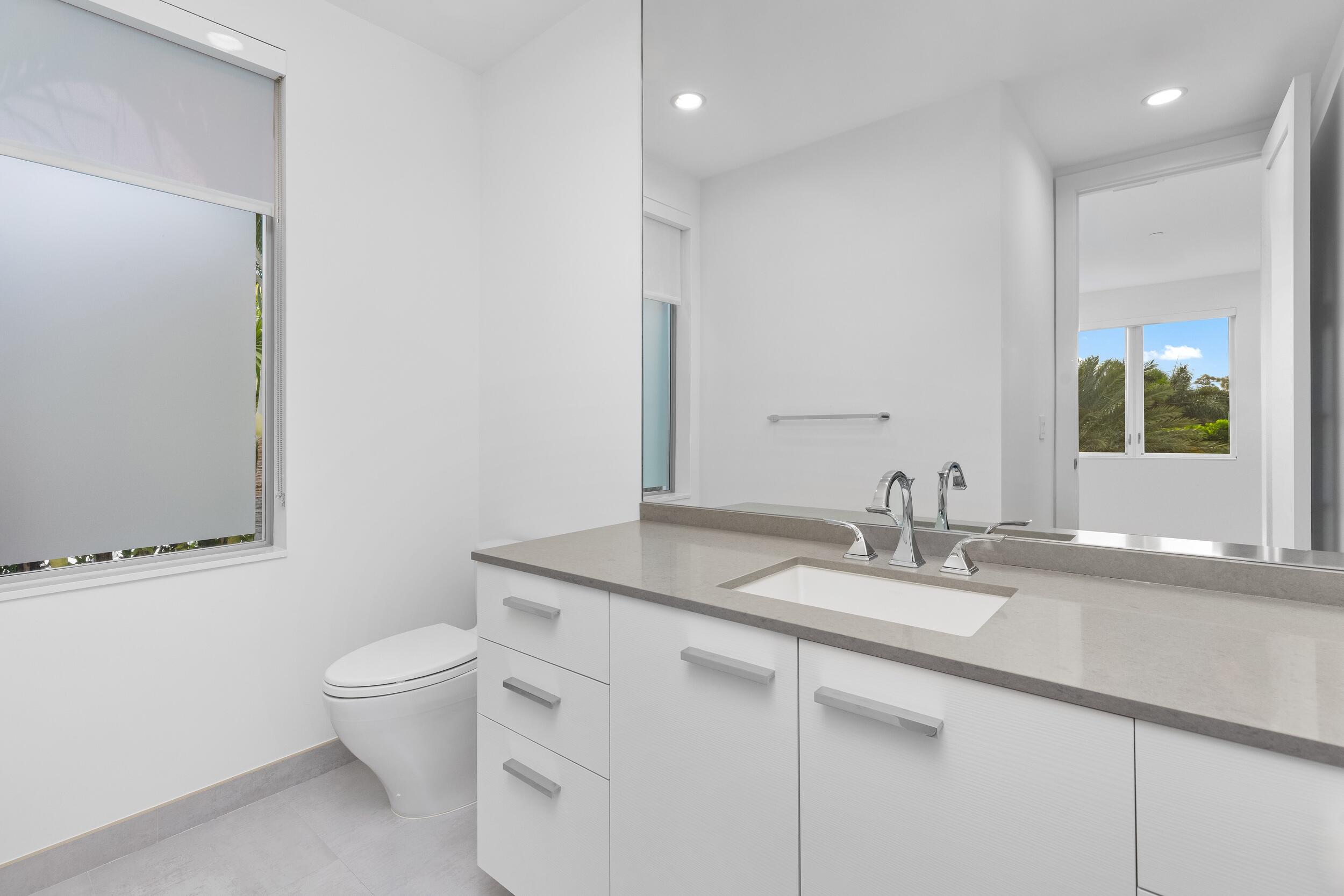 1005 Bucida Road Delray Beach, FL 33483 - Photo 21 of 58 Guest Bath 3