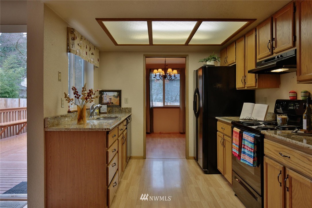 2522 167th Place Southeast Bothell, WA 98012 - Photo 11 of 24