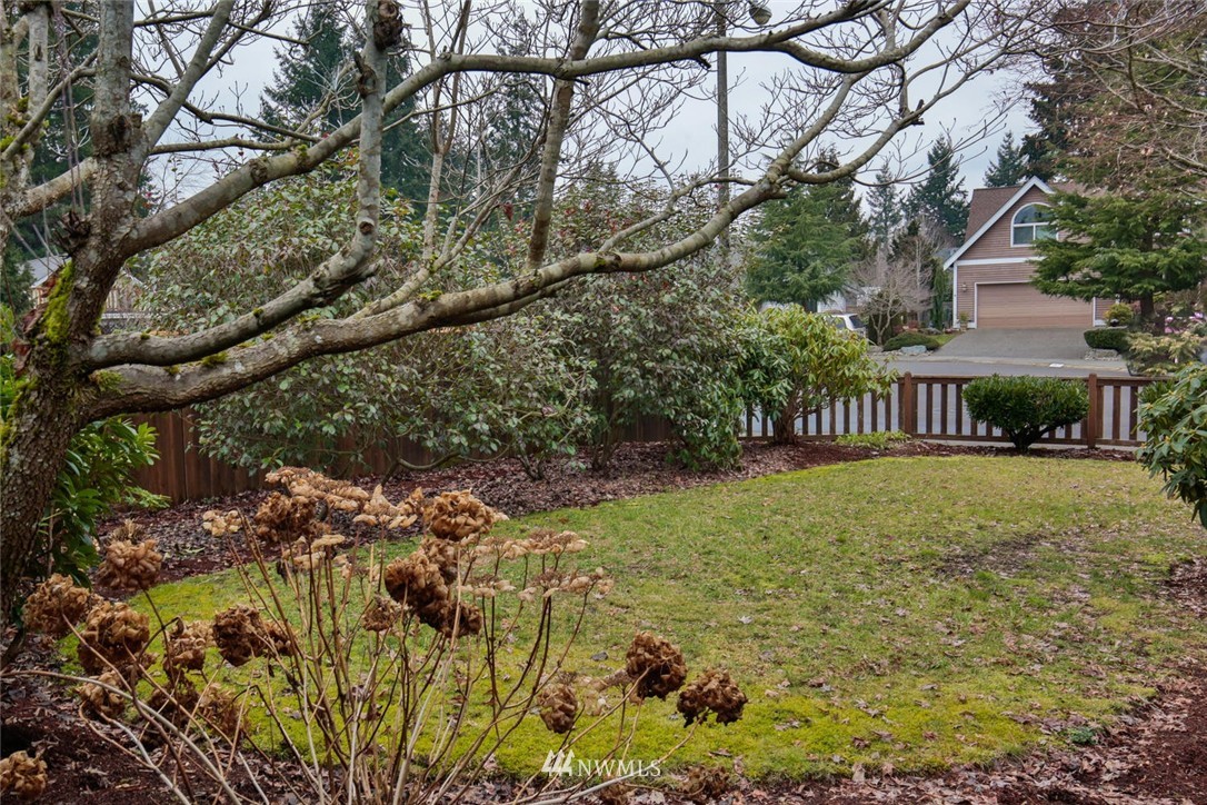 2522 167th Place Southeast Bothell, WA 98012 - Photo 4 of 24