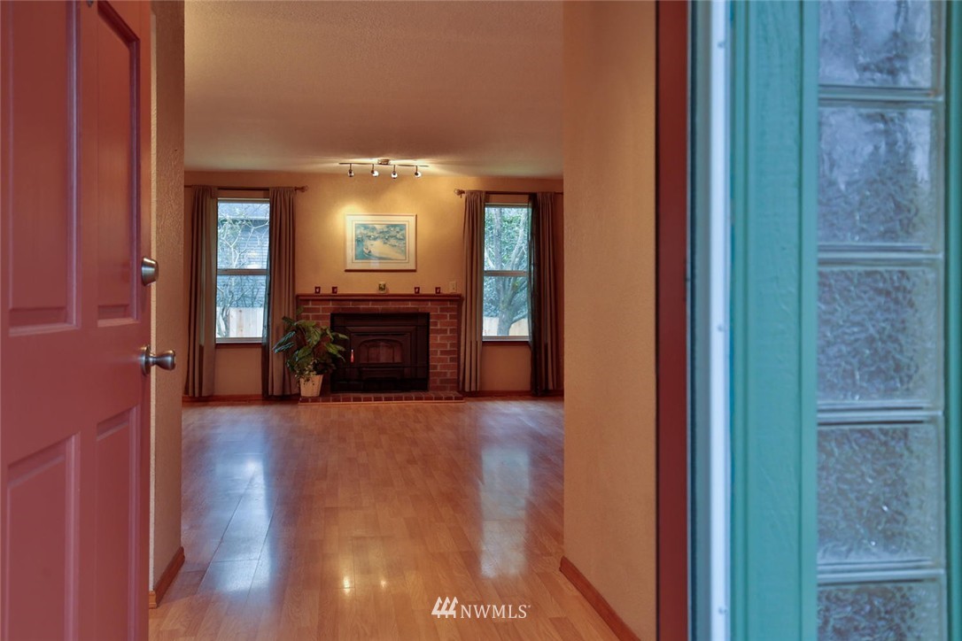 2522 167th Place Southeast Bothell, WA 98012 - Photo 6 of 24
