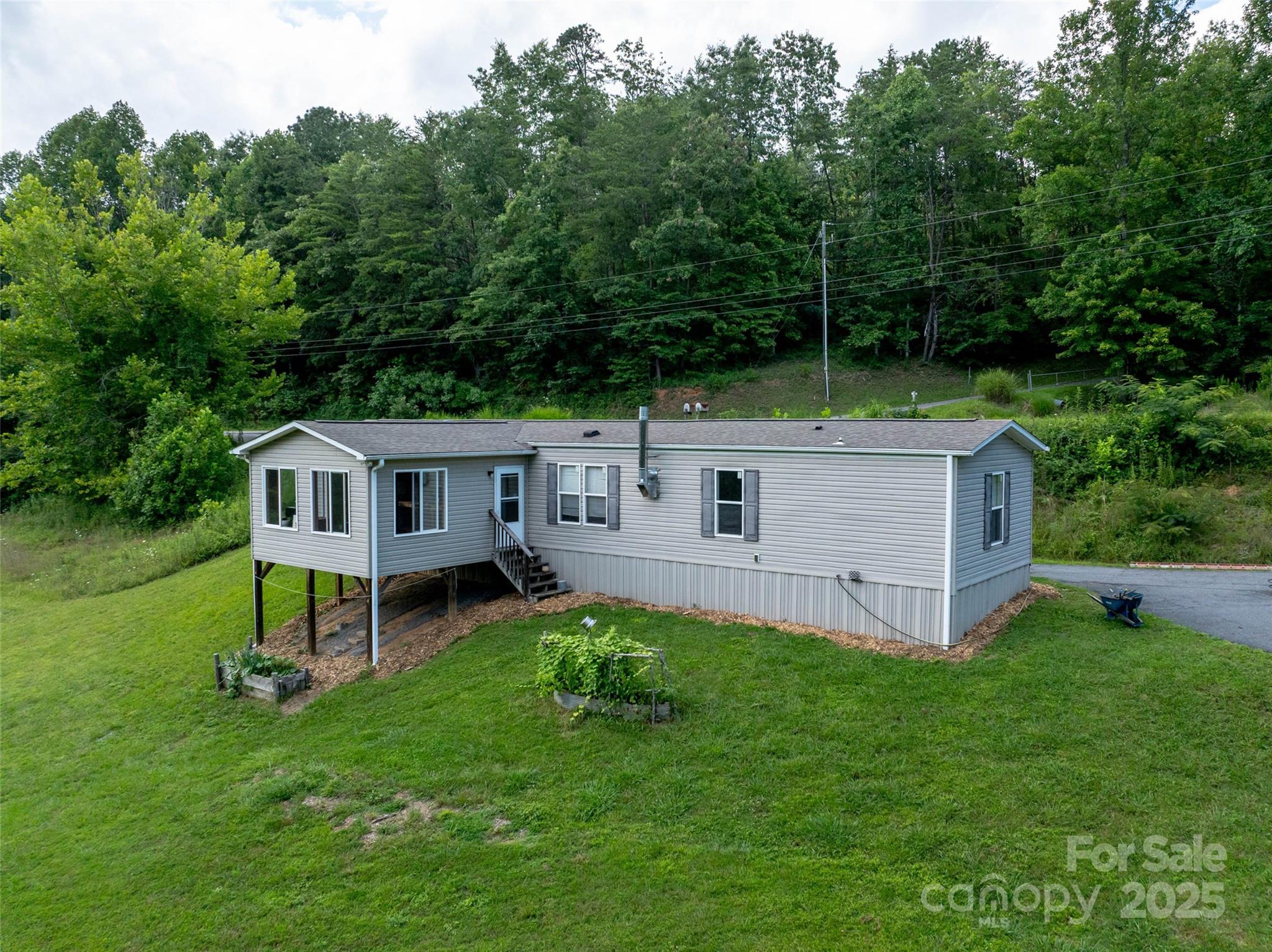 4851 Bethlehem Road Old Fort, NC 28762 - Photo 4 of 14 Gallery Image 4