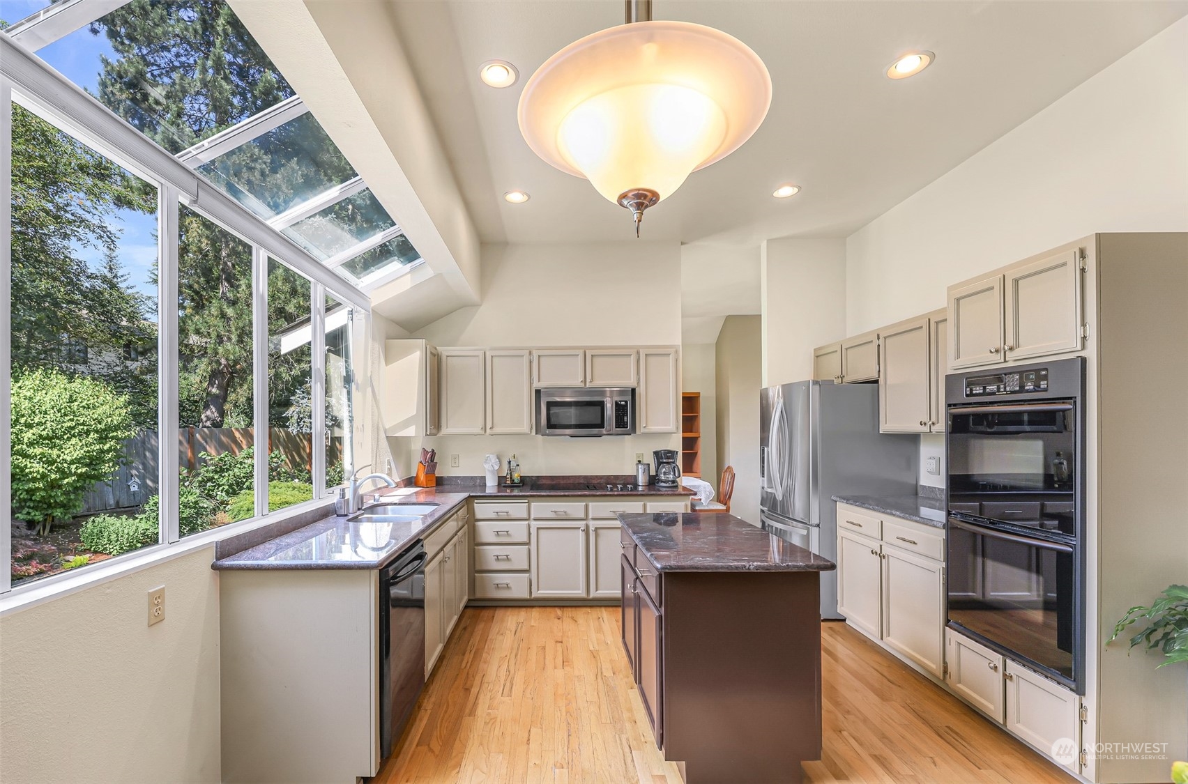 18803 135th Avenue Southeast Renton, WA 98058 - Photo 16 of 35 Gallery Image 16