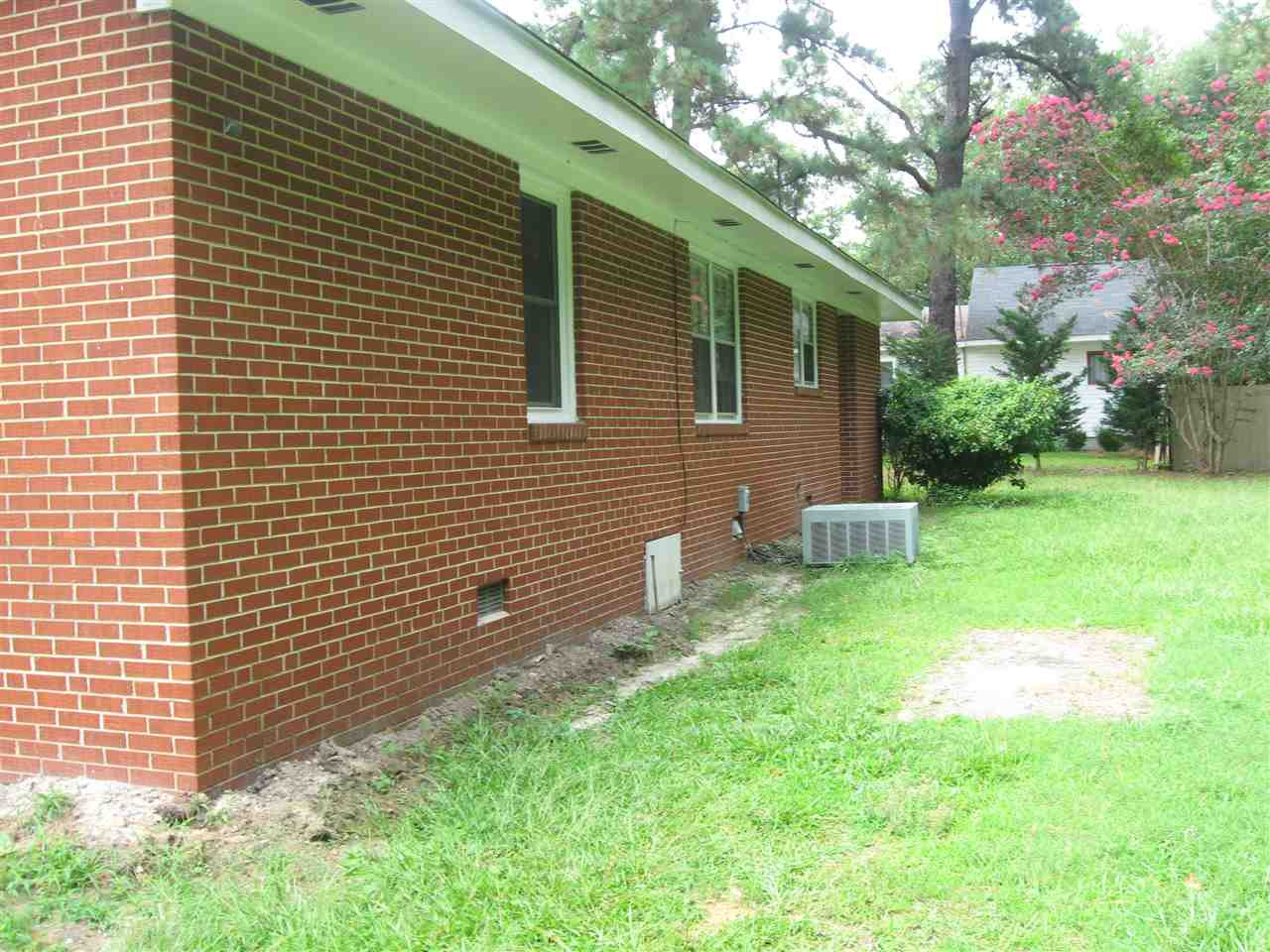 6170 Buffalo Road Selma, NC 27576 - Photo 15 of 18 Exterior Back