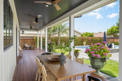 $2,975,000 | 470 Harrington Drive, Sonoma, CA 95476