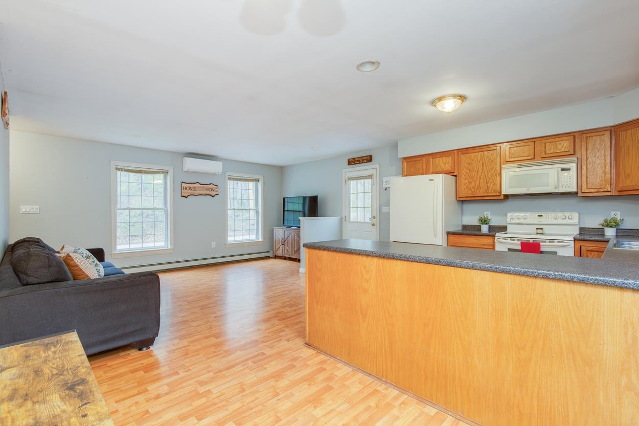815 Bachelder Road Pembroke, NH 03275 - Photo 33 of 50