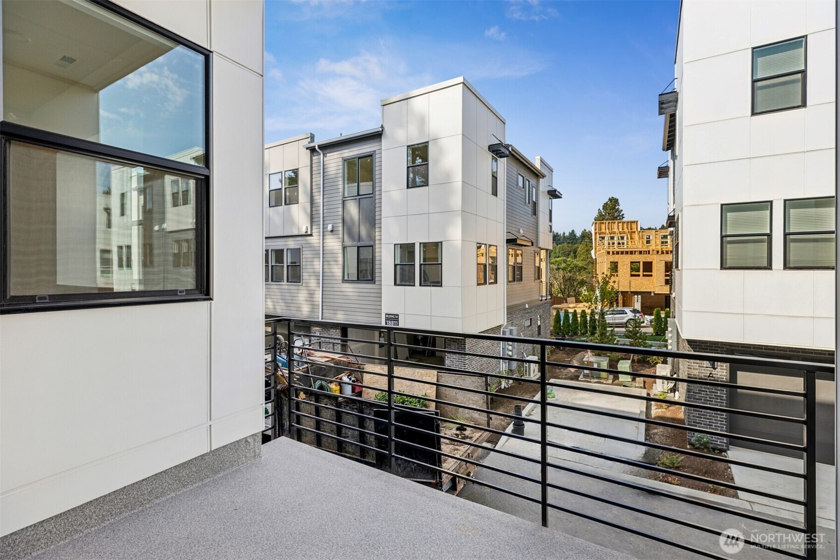 18814 99th Court Northeast, Unit B Bothell, WA 98011 - Photo 15 of 39