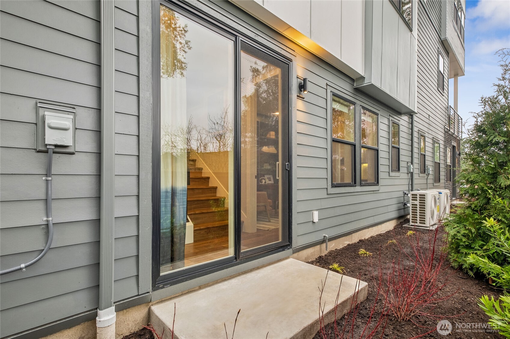 18814 99th Court Northeast, Unit B Bothell, WA 98011 - Photo 33 of 39