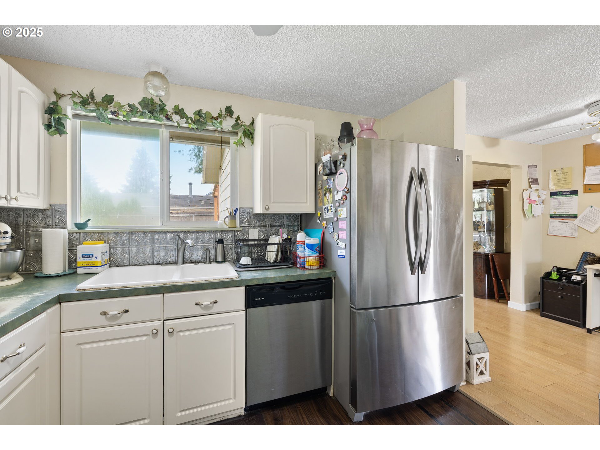 3259 Southeast 5th Street Gresham, OR 97080 - Photo 17 of 30