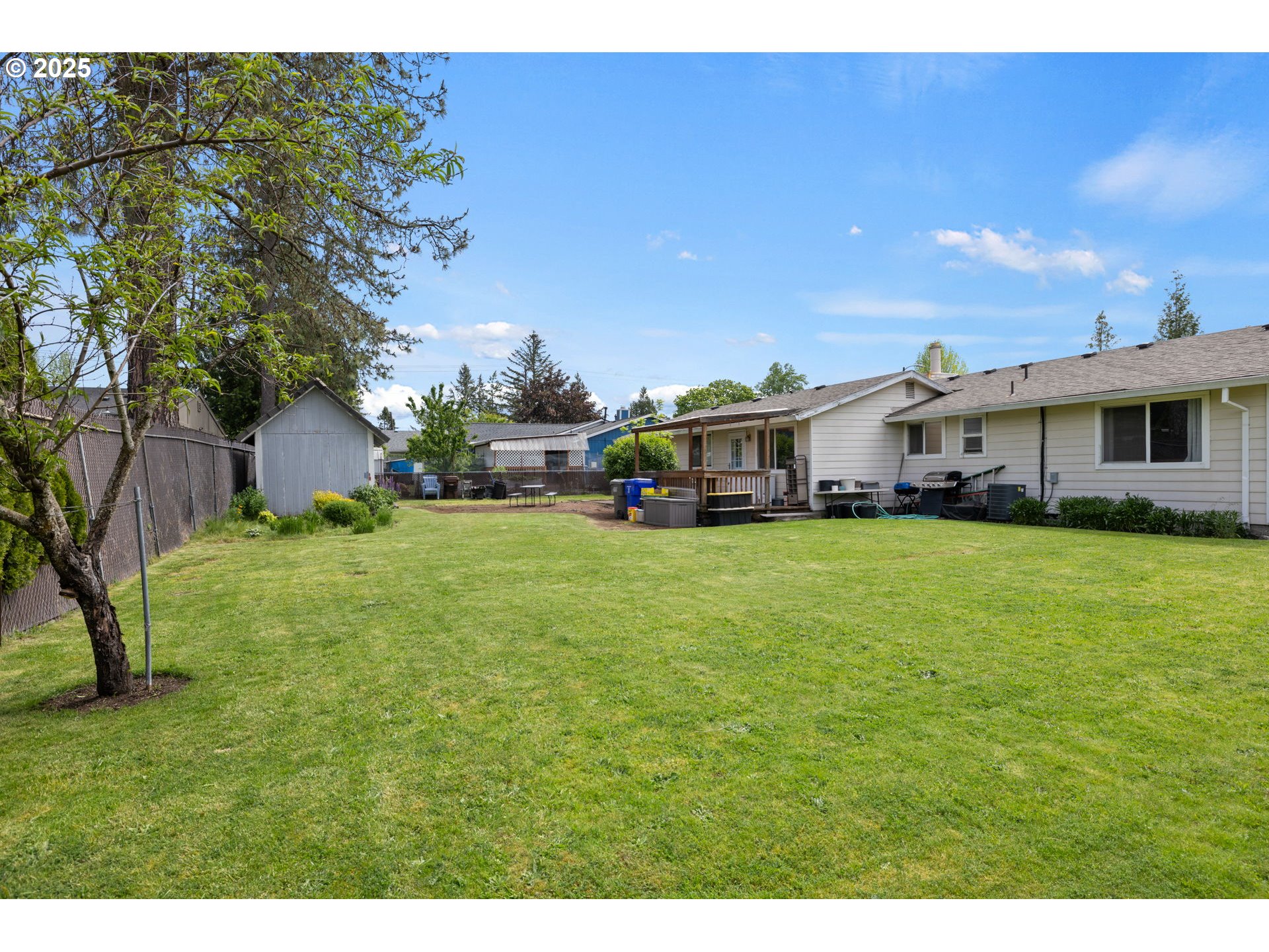 3259 Southeast 5th Street Gresham, OR 97080 - Photo 7 of 30