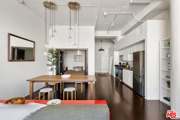 $599,999 | 420 San Pedro Street, Unit 410, Los Angeles, CA 90013