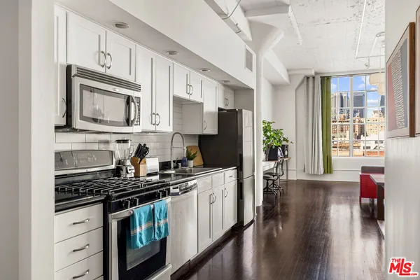 $599,999 | 420 San Pedro Street, Unit 410, Los Angeles, CA 90013