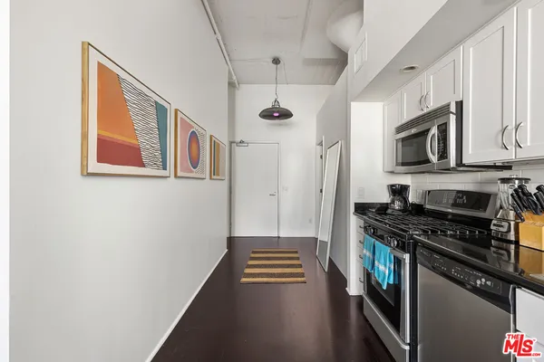 $599,999 | 420 San Pedro Street, Unit 410, Los Angeles, CA 90013