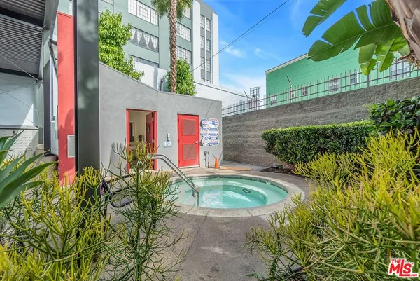 $599,999 | 420 San Pedro Street, Unit 410, Los Angeles, CA 90013
