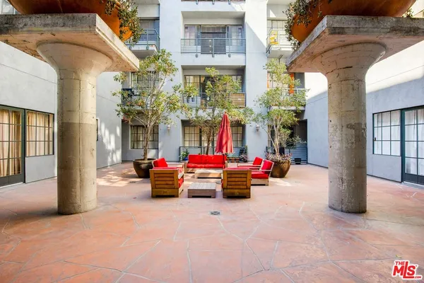 $599,999 | 420 San Pedro Street, Unit 410, Los Angeles, CA 90013