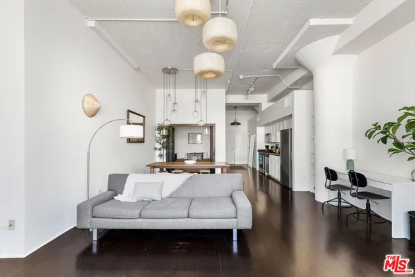 $599,999 | 420 San Pedro Street, Unit 410, Los Angeles, CA 90013