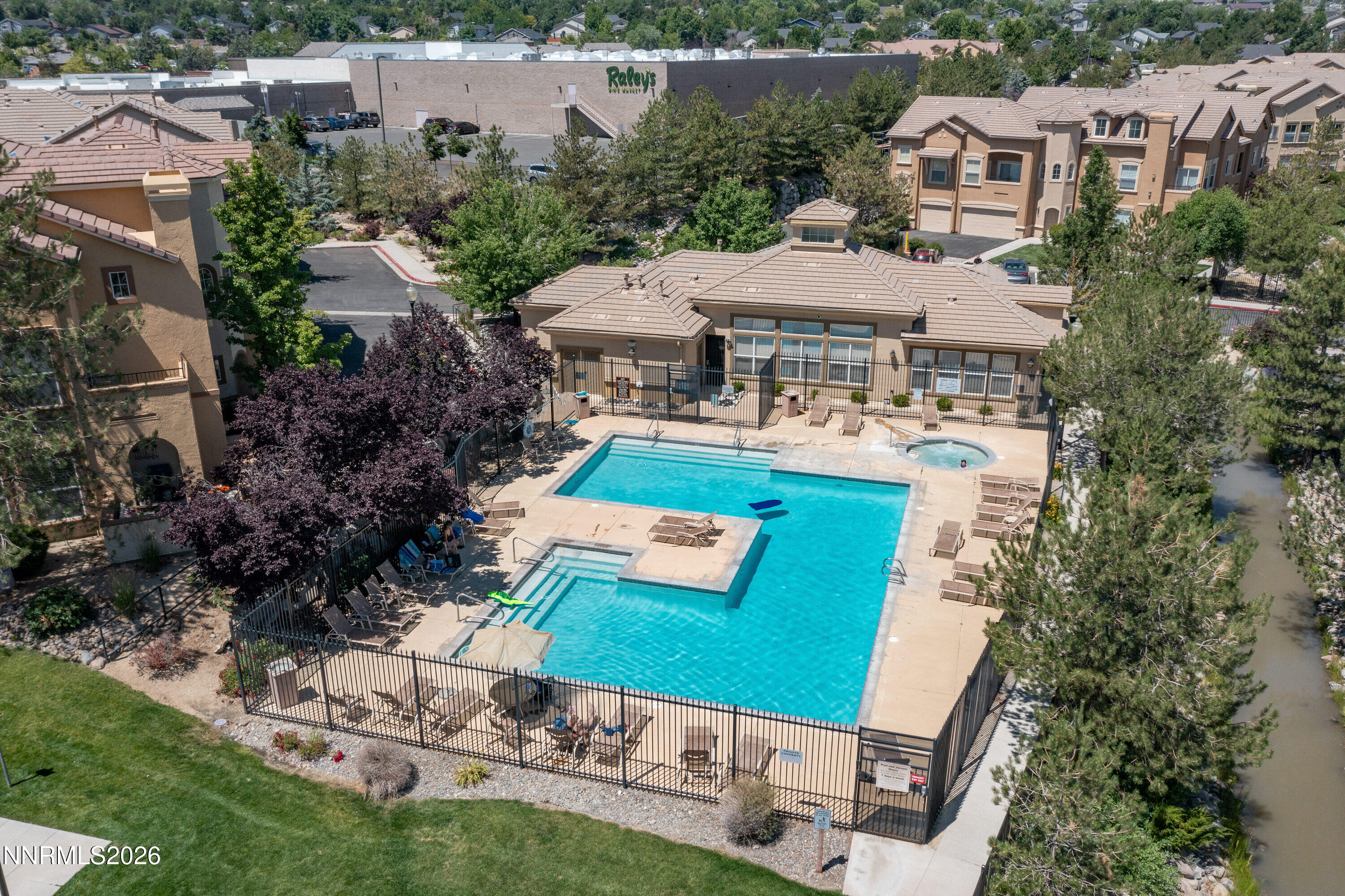 17000 Wedge Parkway, Unit 2722 Reno, NV 89511 - Photo 2 of 31 031-035-Wedge17000003-3000x1999