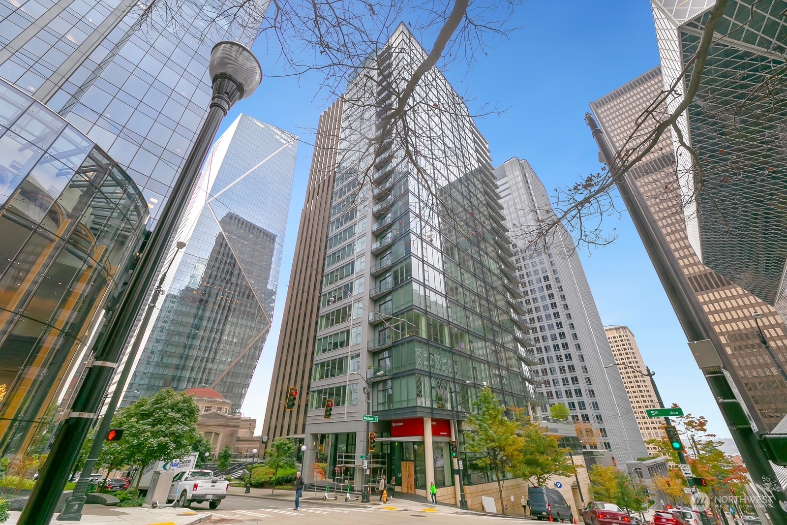 909 5th Avenue, Unit 2103 Seattle, WA 98164 - Photo 1 of 28 a building outdoor view